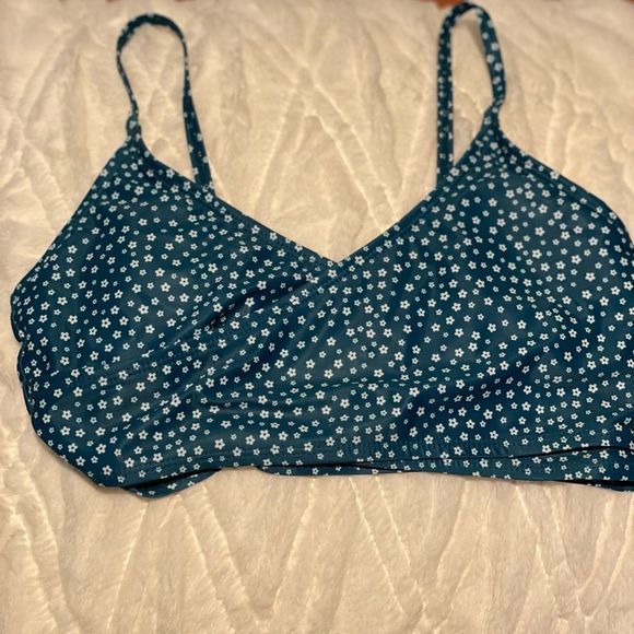 Floral bikini - Picture 2 of 3